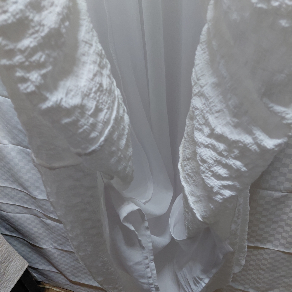 Lilly Pulitzer White Dress with Pink Label and Black Trim - Picture 8 of 11
